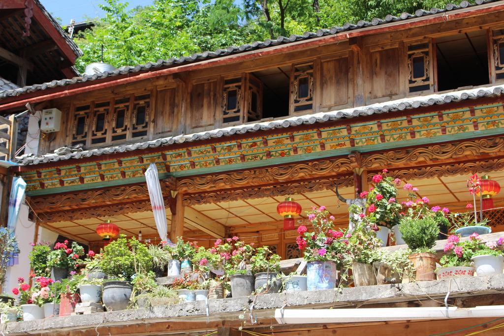 Tibet Guesthouse 虎跳峡卓玛客栈 Shangri-La Exterior photo